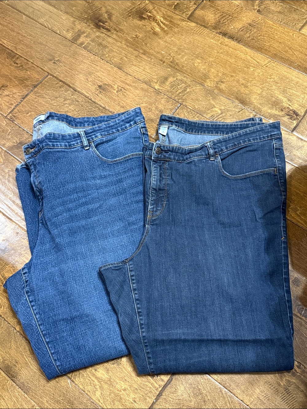 Old Navy Women's Boot Cut Jeans - Dark Blue & Medium Blue